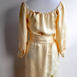 SALE 着物リメイク クリーム色 柔らかシルクの長袖ソフトマーメイドドレス 8枚目の画像