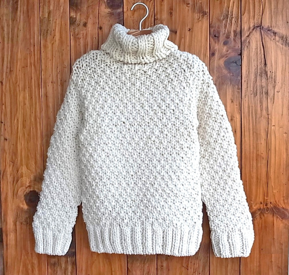 完売】ローゲージニット・タートルネック（NP-3608-白）・ウール