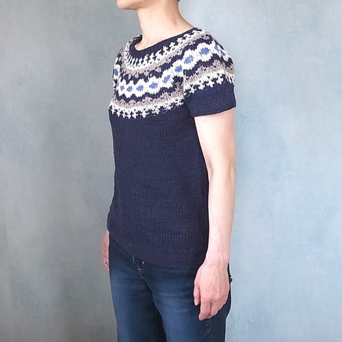 完売】フェアアイル柄・半袖トップ（N-360078-紺）ウール・求心編み