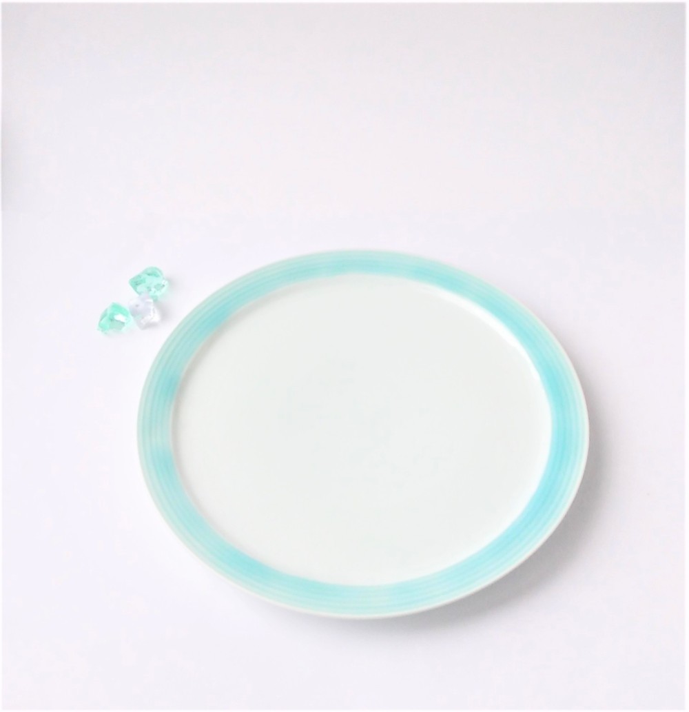 ブルーが美しいプレート　　アクアリング　プレート　磁器