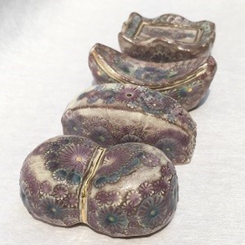 紫彩華紋 山型箸置き 箸・箸置き 森里陶楽 通販 9621105｜Creema