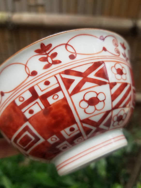 【京焼清水焼】赤絵市松紋飯碗(小） 3枚目の画像