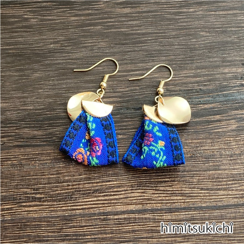 青　ピンク　ピアス　イヤリング　ネイティブ　チロリアンテープ　リボン　アジアン 青 ピンク ピアス イヤリング ネイティブ チロリアンテープ リボン