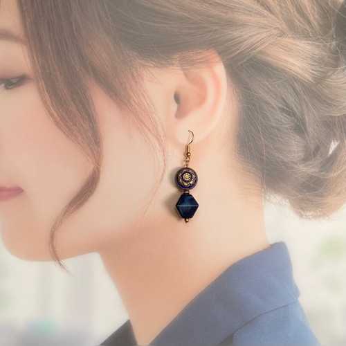 青と青とゴールドのピアス・イヤリング✴︎アンティークカラー 紺色