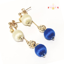 イロドリ南天の耳飾り-真珠色と瑠璃色-(ピアス・イヤリング) 4枚目の画像