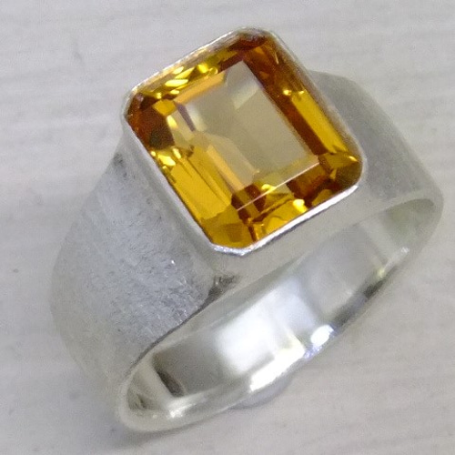 マディラシトリン　リング　マディラシトリン　指輪 マディラシトリン 4.61ct Silverリング | iichi 日々の暮らしを