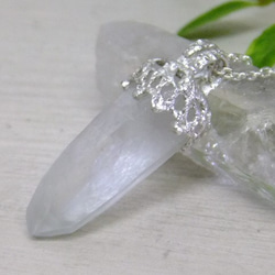 山梨産水晶＊*925lace pendant 1枚目の画像