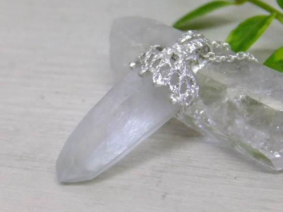 山梨産水晶＊*925lace pendant 1枚目の画像