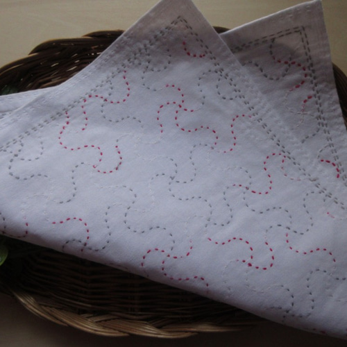 千鳥つなぎ ～かすり 赤xグレーx白～ 刺し子 花ふきん その他