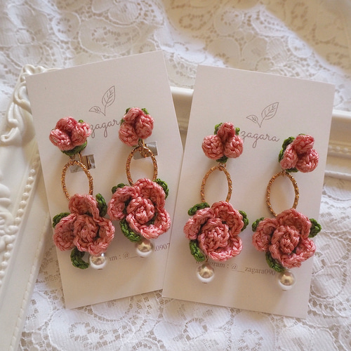 ひよこ☆薔薇のイヤリング☆しずく♪ロザフィ ひよこ☆薔薇のイヤリング☆しずく♪ロザフィ ひよこ様専用