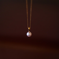 [Sot to] K18YG 7mmアコヤ真珠のシンプル バチカンネックレス 4枚目の画像