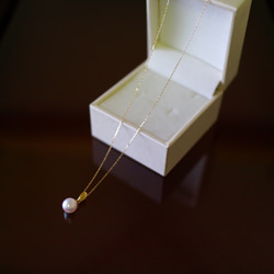 [Sot to] K18YG 7mmアコヤ真珠のシンプル バチカンネックレス 6枚目の画像