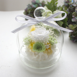 プリザーブドフラワー ガラスドーム グリーン 結婚式 ブリザードフラワー 花 プリザ ばら お供え ペット供養 2枚目の画像