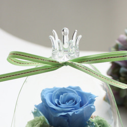 王冠 BGクラウン ブルー・グリーン プリザーブドフラワー ガラス 結婚式 ブリザードフラワー 花 プリザ ばら 母の日 2枚目の画像