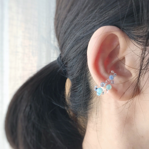 Water pieces ガラスイヤーカフ＊水色ミックス イヤーカフ