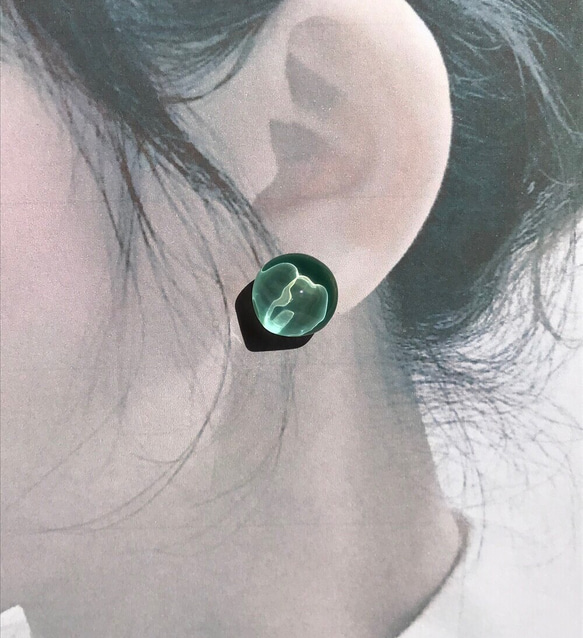 Creema限定！Sea glass ピアス／イヤリング（揺れないタイプ）＊エメラルドグリーン 7枚目の画像