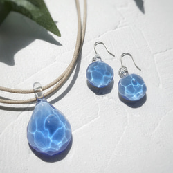 Creema限定！Sea glass ピアス／イヤリング＊ライトブルー 8枚目の画像