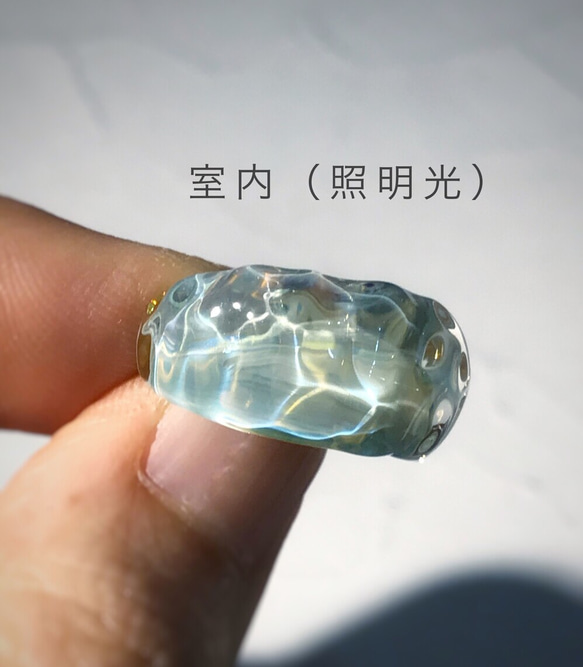 Sea glassイヤーカフ＊ウォータリーブルーライト 3枚目の画像