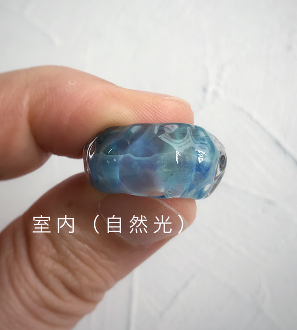 Sea glassイヤーカフ＊ウォータリーブルー 5枚目の画像