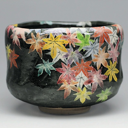 彩紅葉 抹茶碗 楽焼 手描き 茶碗・めし碗 楽入 通販 12022191｜Creema