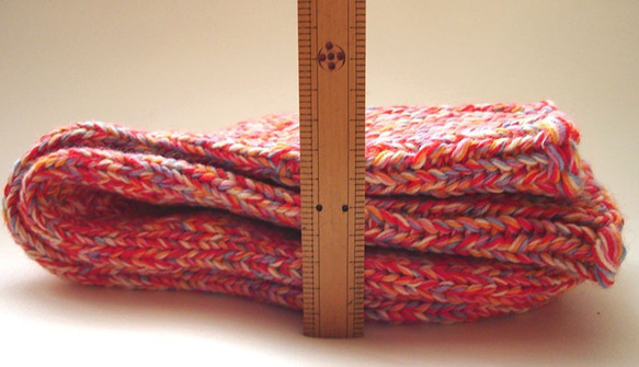 厚手の手編み靴下　24㎝くらいの方用です　ウール100％　毛糸を約205グラム使用した分厚い靴下です　③ 3枚目の画像