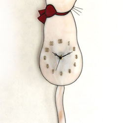 ネコ時計（白猫・ピンクリボン） 2枚目の画像