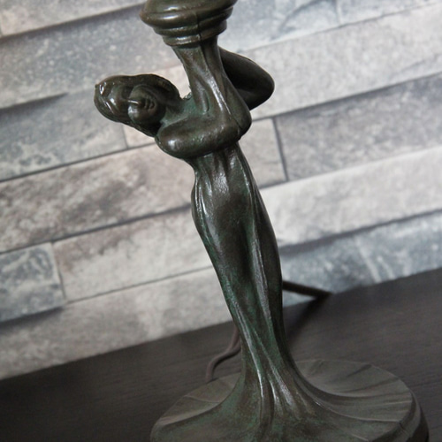 ステンドグラスランプ アンティーク調 銅像 彫刻 ステンドグラスランプ