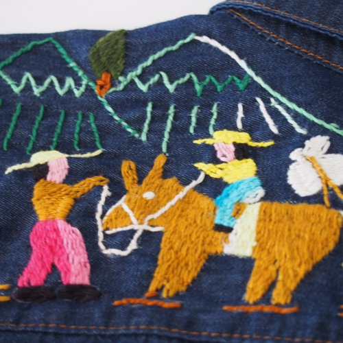 メキシコ刺繍デニムシャツ【ミチョアカン刺繍 村の風景M