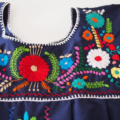 メキシコ刺繍ワンピース【プエブラ刺繍 ネイビーXマルチカラー