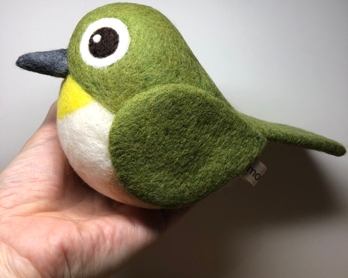 デカ鳥 メジロ♂ 羊毛フェルト motif工房 通販 12772332｜Creema