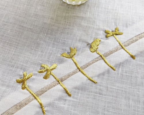 新芽の手刺繍ランチョンマット＊ゴールド ランチョンマット