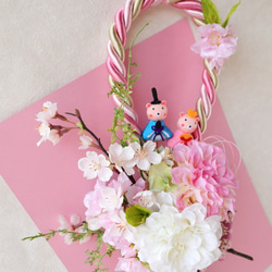 桜とダリアのタッセルくま雛飾り【アーティフィシャルフラワー】雛祭り　ひな祭り　お雛様　桃の節句 3枚目の画像