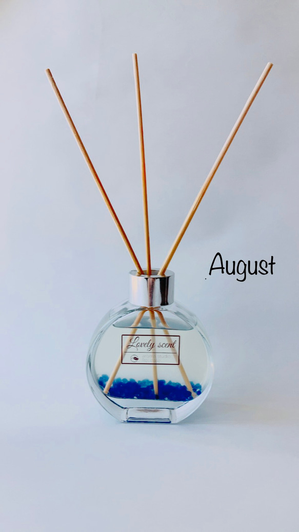 【 8月の香り　August 】　アロマ　リードディフューザー　8月限定発売 1枚目の画像
