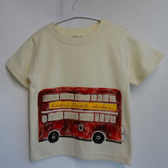 働く自動車・ロンドン赤バス・手描きキッズTシャツ・名前入れ 1枚目の画像
