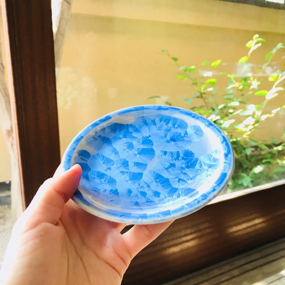 清水焼 花結晶 4寸丸皿(青) 5枚目の画像