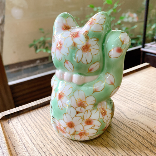 京焼・清水焼 招き猫(グリン地-桜) 招き猫 京焼・清水焼窯元 陶あん
