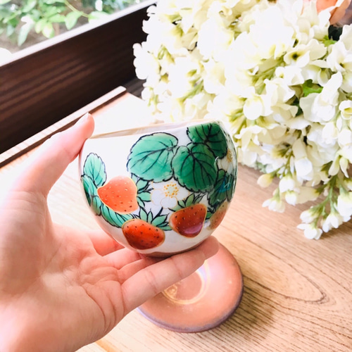 京焼・清水焼 陶あん】玉湯呑み いちご 湯呑み 京焼・清水焼窯元 京焼・清水焼 陶あん】玉湯呑み いちご 湯呑み 京焼・清水焼窯元