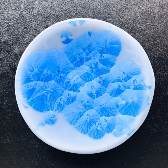 京焼・花結晶 丸豆皿(青) 4枚目の画像