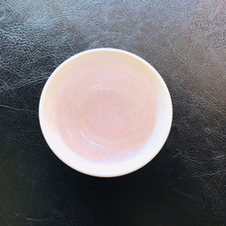 清水焼 花結晶 ふくりんぐい呑(ピンク) 3枚目の画像
