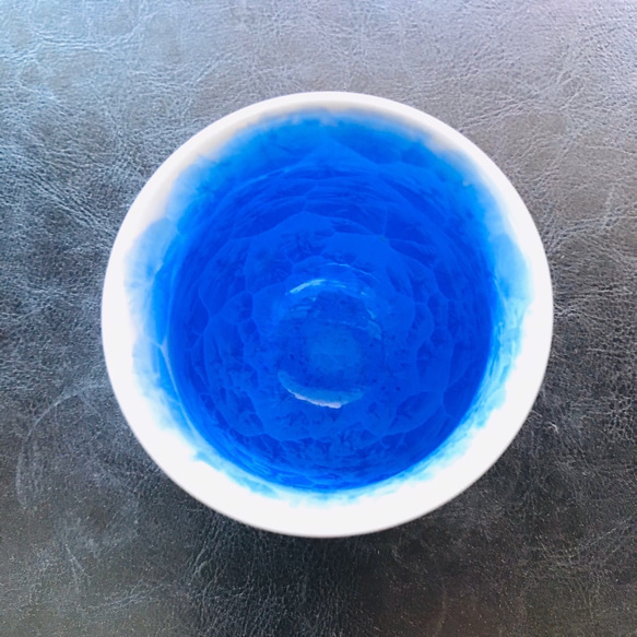 清水焼 花結晶 ふくりん湯呑み 小(青) 3枚目の画像