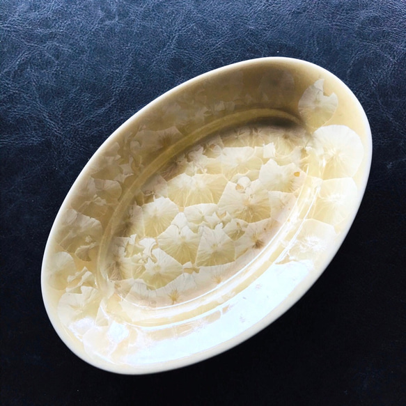 清水焼 花結晶 オーバル皿 小 (金花) 4枚目の画像