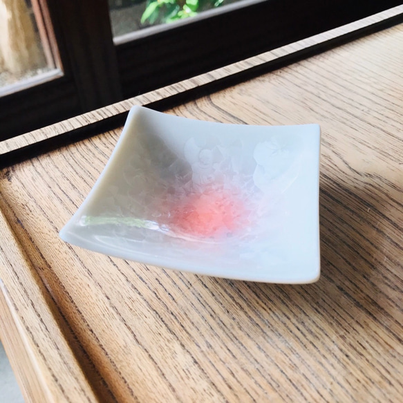 京焼・花結晶 角豆皿(ピンクグラデーション) 1枚目の画像