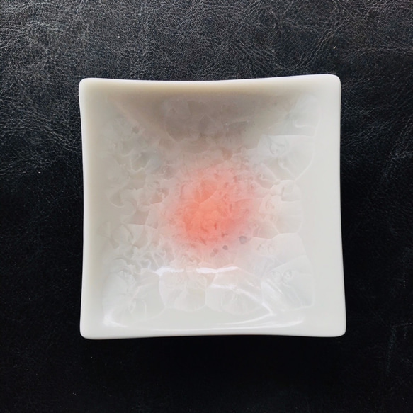 京焼・花結晶 角豆皿(ピンクグラデーション) 3枚目の画像