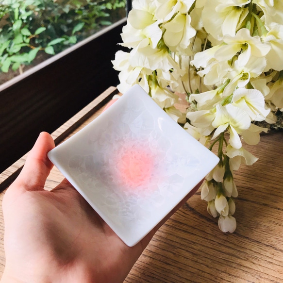 京焼・花結晶 角豆皿(ピンクグラデーション) 5枚目の画像