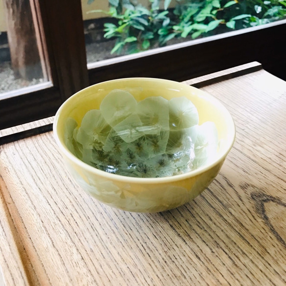 清水焼 花結晶 ふくりん茶碗(大) 黄色 1枚目の画像