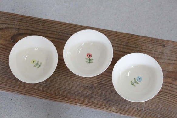 松尾摂子 絵　フロル 三色の花ごはん茶碗 5枚目の画像