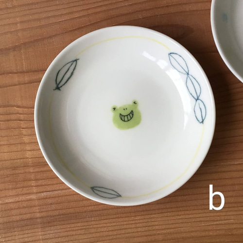 カエルさん クレヨン絵小皿 小皿 ichinokura豊泉窯 通販