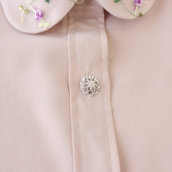 SS～５L選べる８サイズ　シャツブラウス　衿ローズ刺繍　PinkVer. 6枚目の画像
