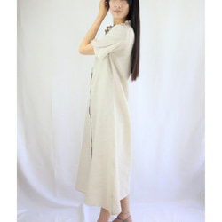送料無料　S～5L選べる7サイズ　マキシワンピース　麻　フリル衿　チューリップ袖　ベージュ 2枚目の画像