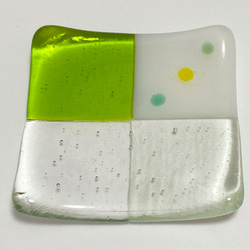 市松模様 ガラス箸置き豆皿　グリーン 2枚目の画像